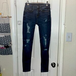 Arizona mid rise Distressed Denim skinny Jeans